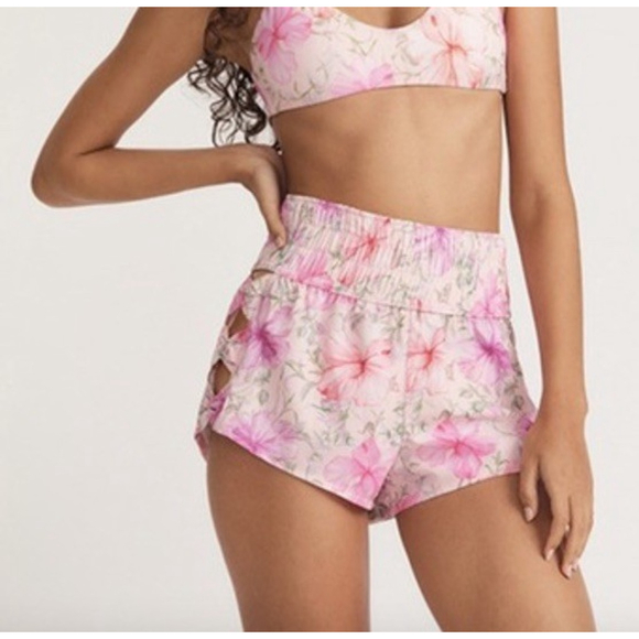 Love Shack Fancy x Hurley Shorts Hawaiian Hibiscus Floral Tropical Medium - Picture 1 of 7